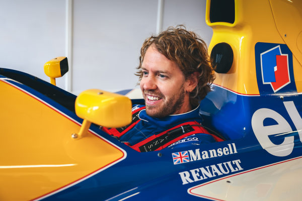 Vettel Gibt Comeback Im Formel 1 Auto F1 Insider