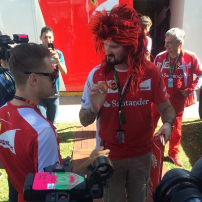 Vettel und das Ferrari-Orakel. Copyright: F1-insider.com