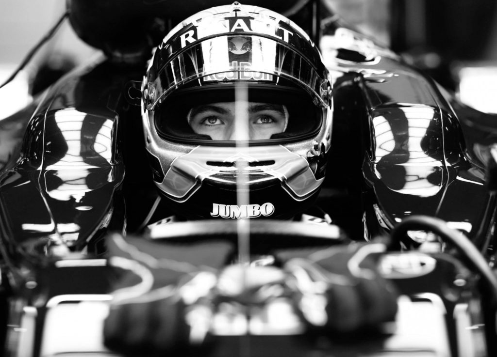 Träumt er von Ferrari? 2017 wird Max Verstappen noch für ein Red Bull-Team fahren. Copyright: Toro Rosso