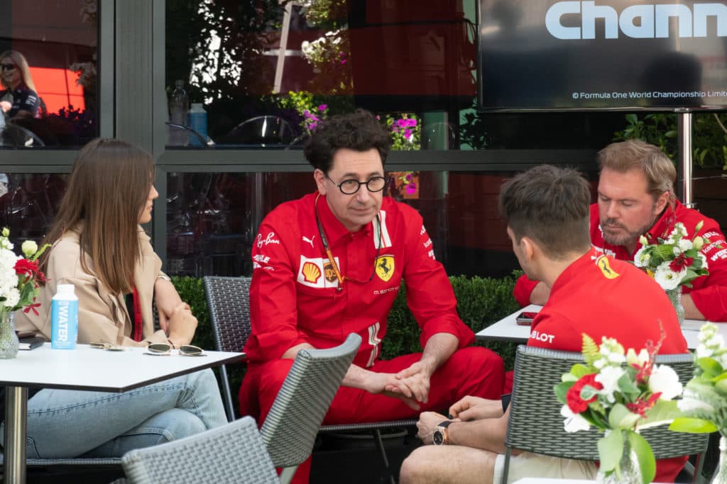 Leclerc Binotto Ferrari Formel 1 Melbourne. Credit: F1-Insider.com
