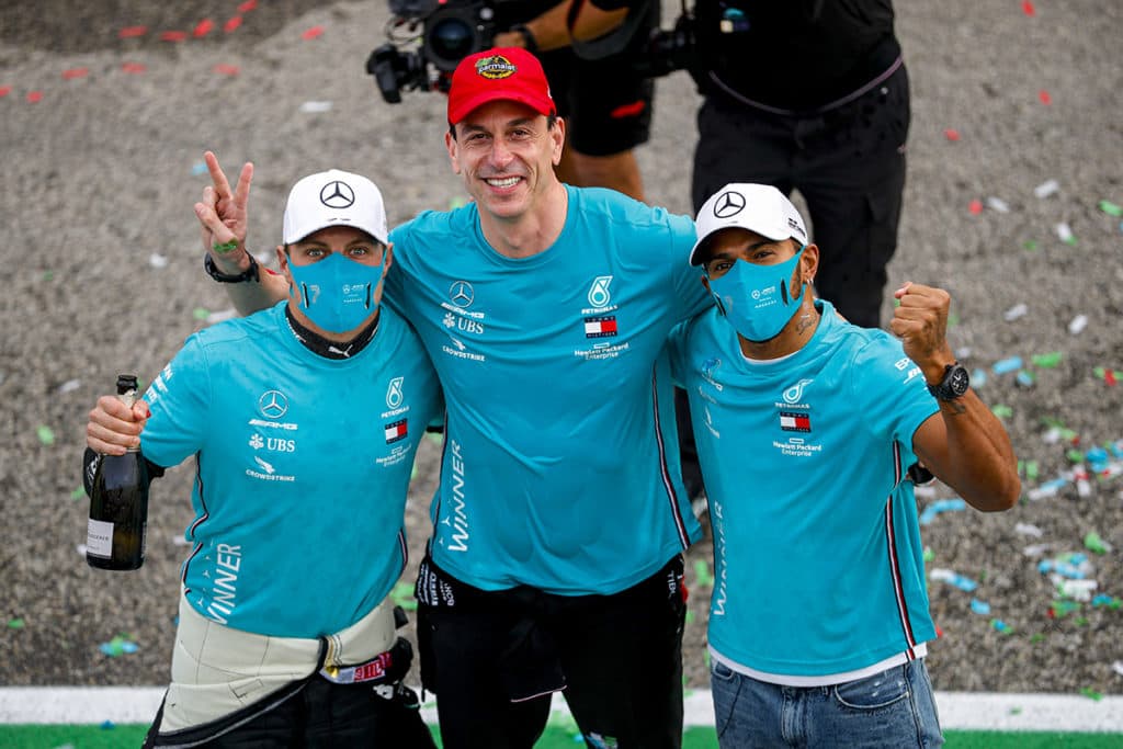 Valtteri Bottas, Toto Wolff und Lewis Hamilton
Mercedes Dream Team
- LAT images
