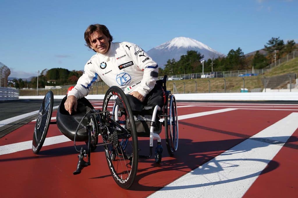 Alessandro Zanardi leidet noch immer unter schweren Kopfverletzungen nach seinem Handbike-Unfall. Credit: BMW
