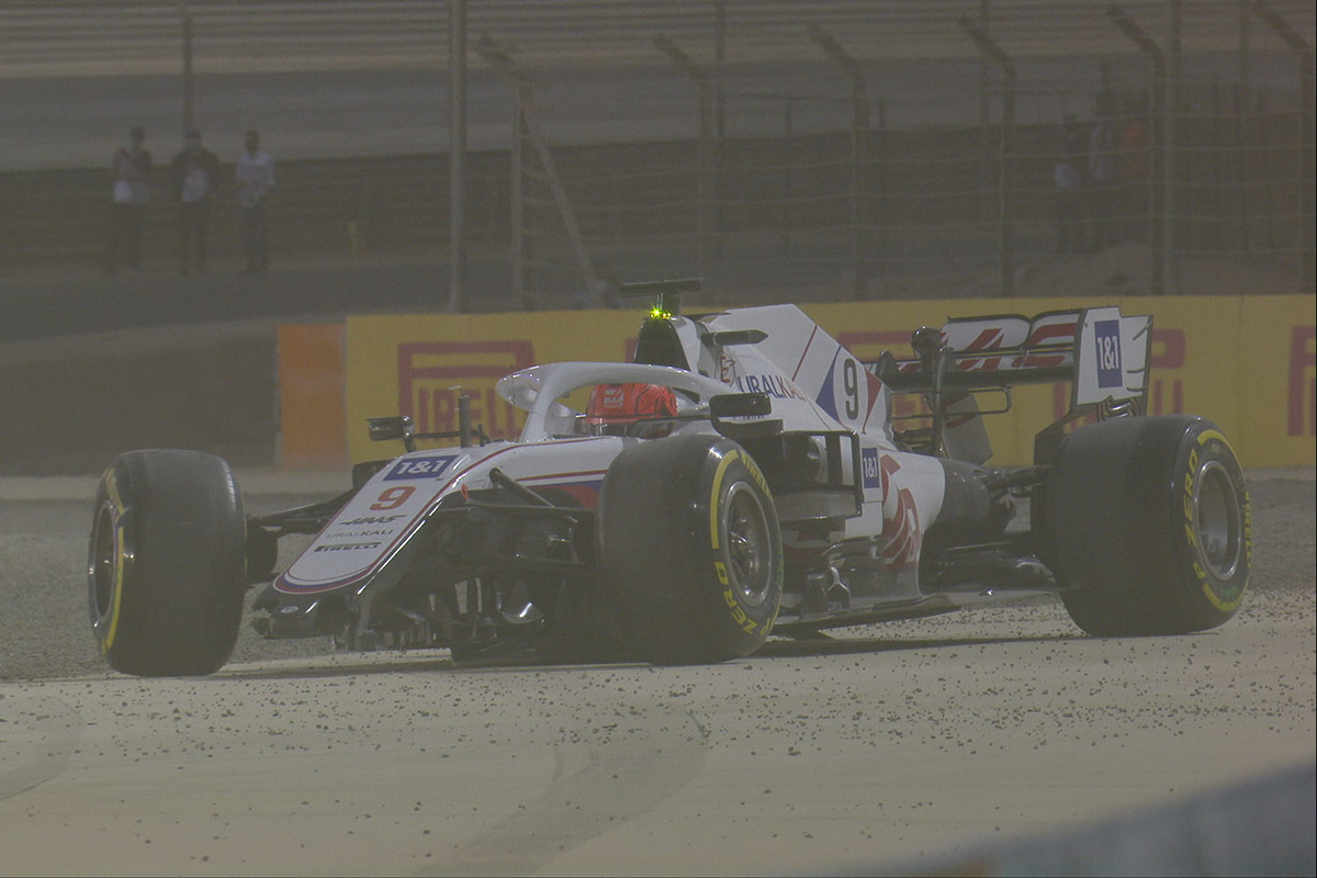 Formel 1 Mazepin Bahrain GP 2021 Crash