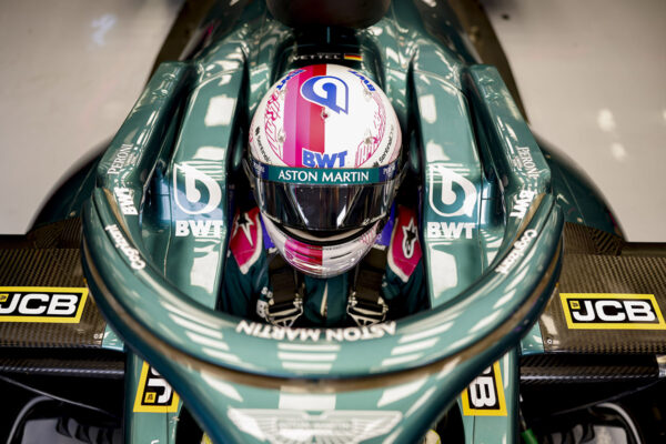 Sebastian Vettel: The secret about his new logo | F1-Insider.com