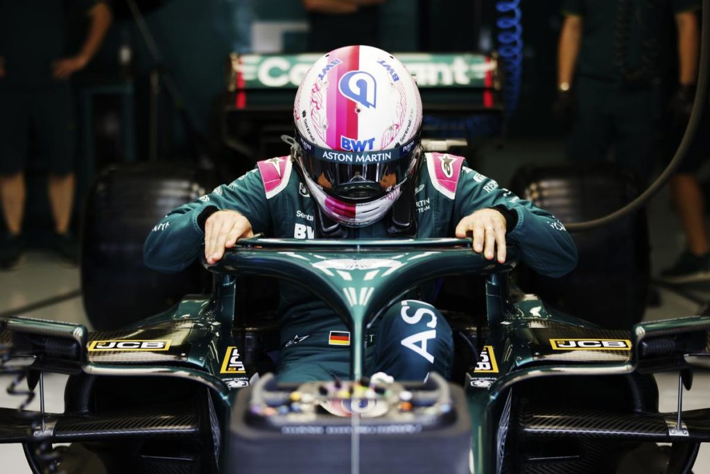 Formel 1 Sebastian Vettel Bahrain GP 2021 FP1