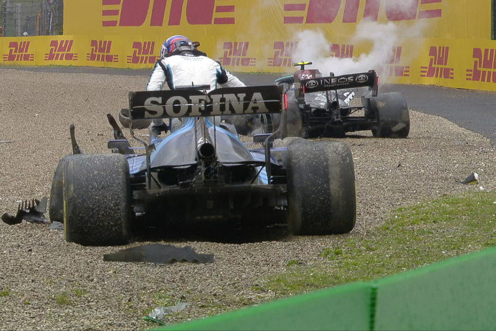 Formel 1 Valtteri Bottas George Russel Imola GP 2021 Crash