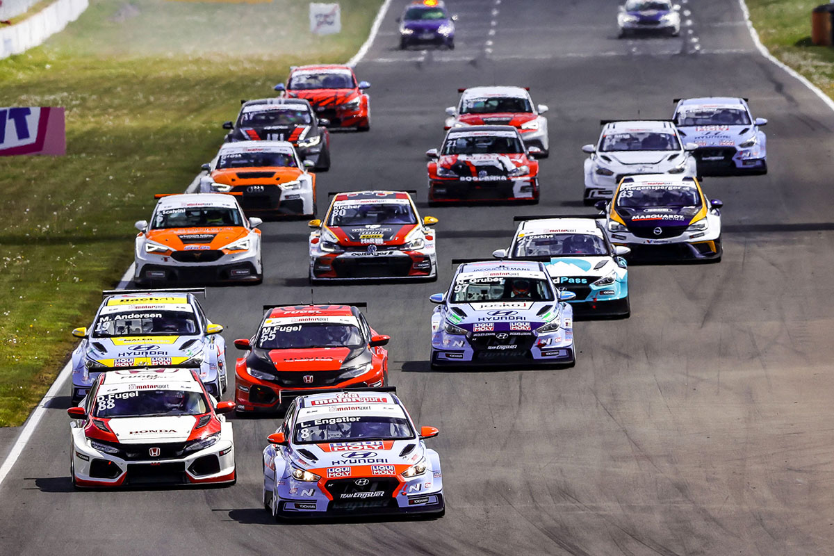 Start zur TCR Germany Saison 2021. Credit: Gruppe C Photography