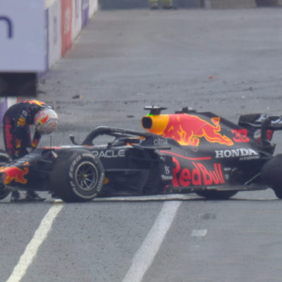 Formel 1 Max Verstappen Red Bull Crash Aserbaidschan GP 2021 3 2