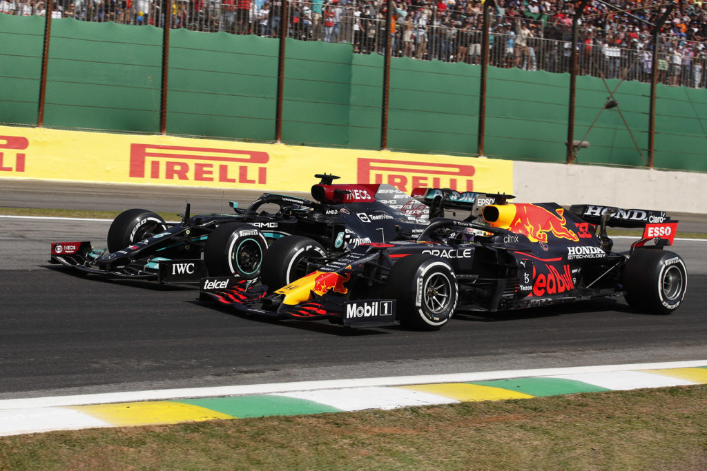 Formel 1 Max Verstappen Red Bull Lewis Hamilton Mercedes Brasilien GP 2021