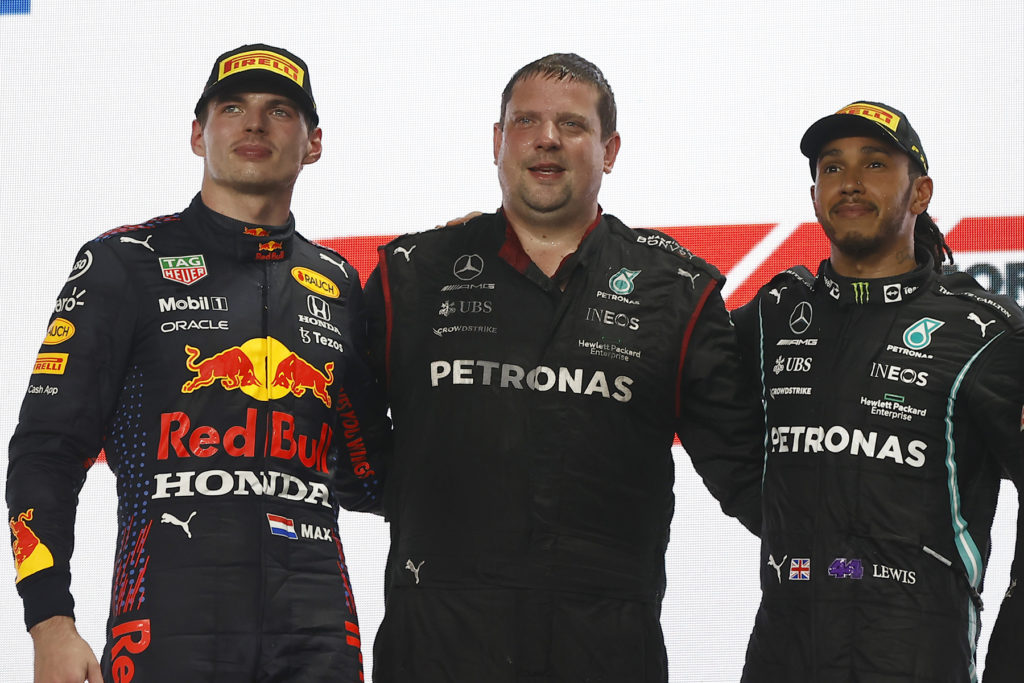 Formel 1 Katar GP Podest Max Verstappen lewis Hamilton 2021