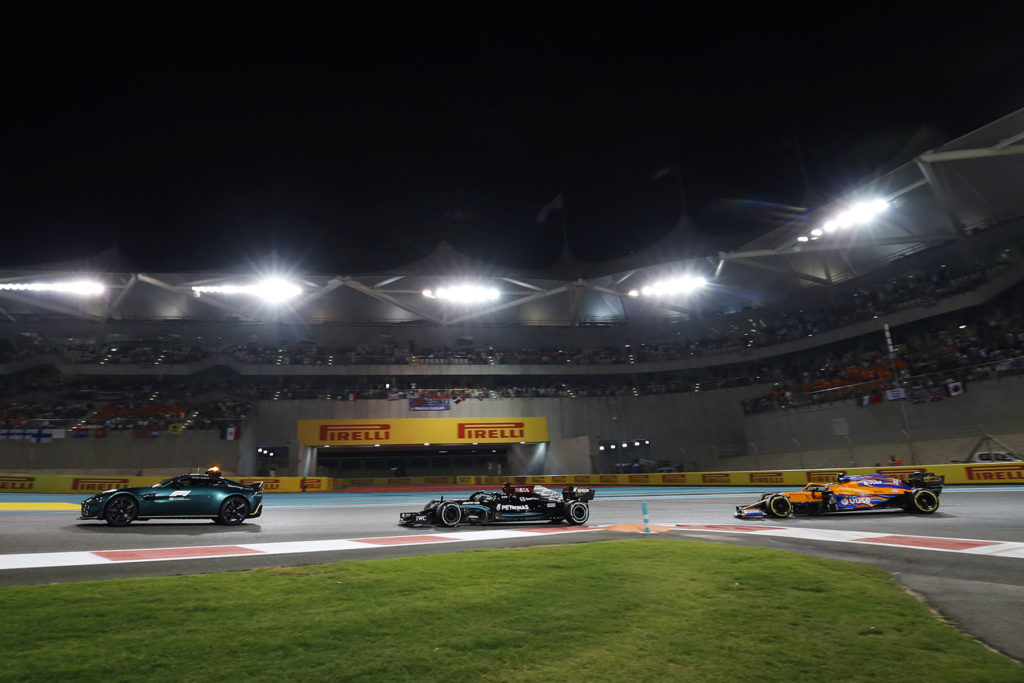 Formel 1 Lewis Hamilton Safety Car Abu Dhabi GP 2021