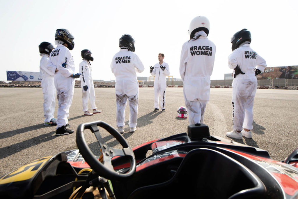 Formel 1 Sebastian Vettel Kart Event für Frauen in Saudi Arabien 2021