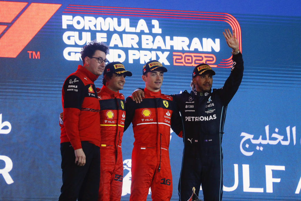 Formel 1 Bahrain GP Podest Sainz Leclerc Hamilton 2022