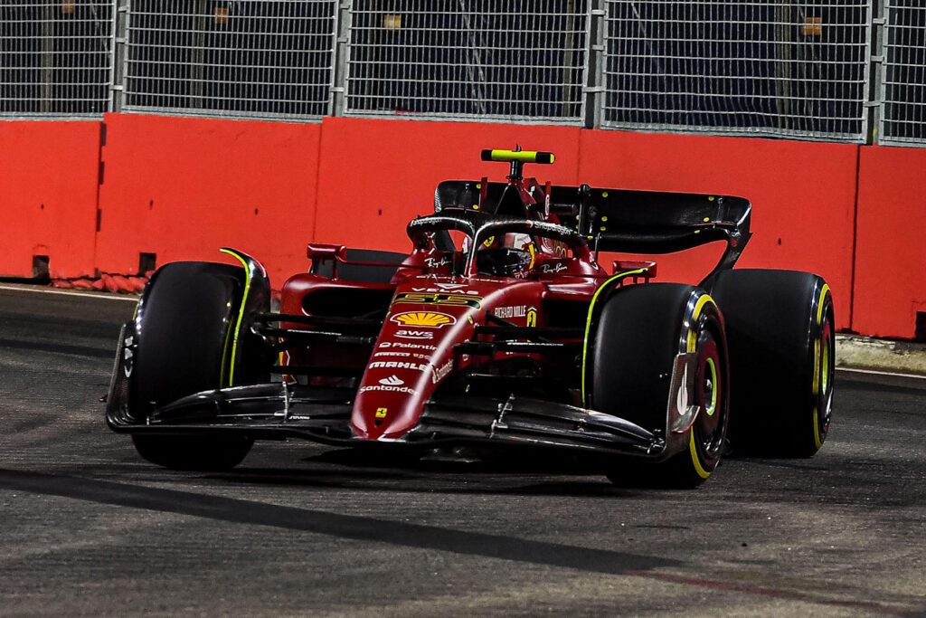 Formel 1 Carlos Sainz Ferrari Singapur 2022