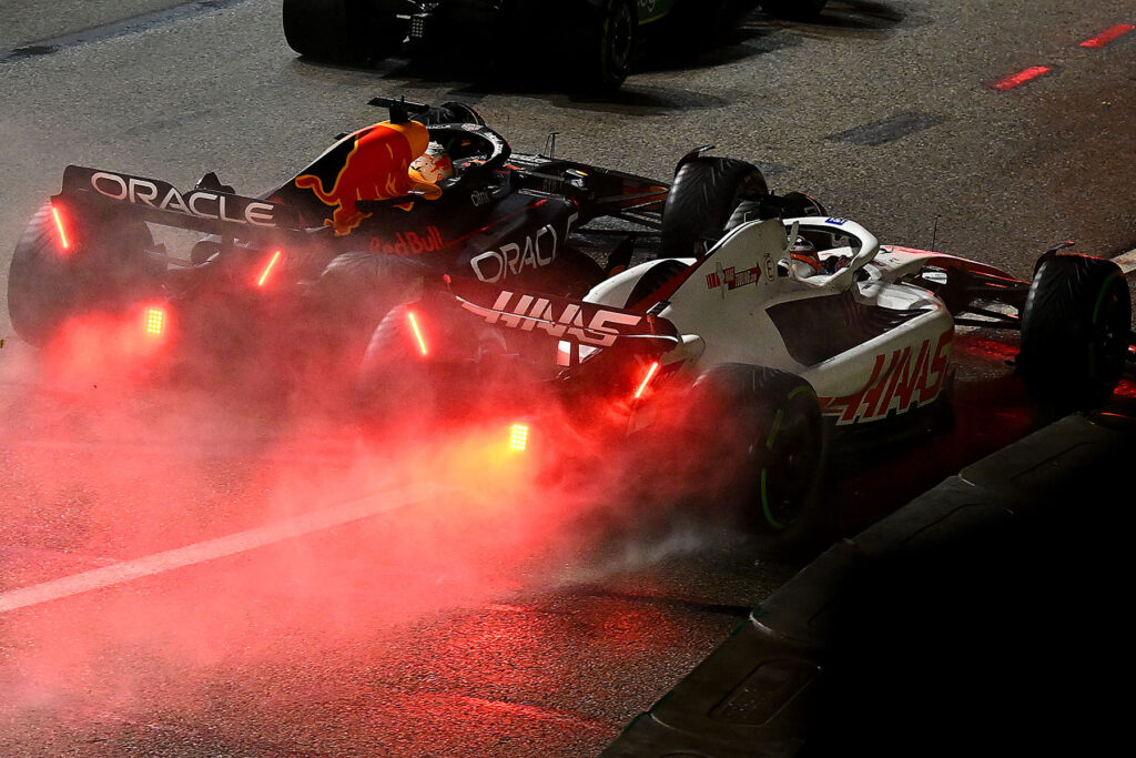 Formel 1 Max Verstappen und Kevin Magnussen Singapur 2022