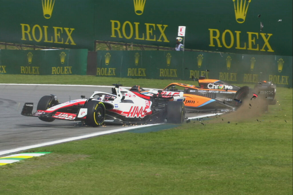 Formel 1 Crash Brasilien Magnussen Ricciardo 2022