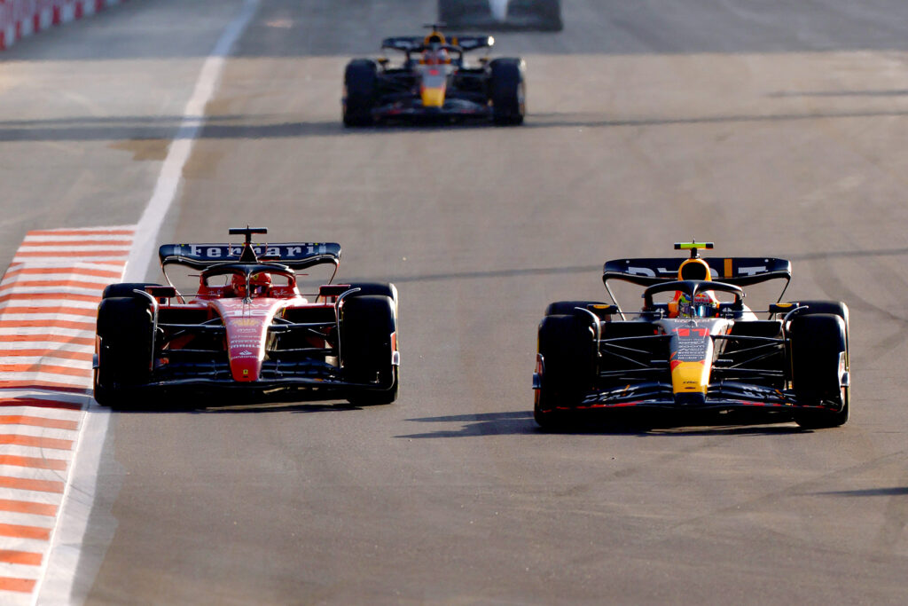 Formel 1 Sergio Perez Charles Leclerc Ferrari Red Bull Aserbaidschan Sprint 2023