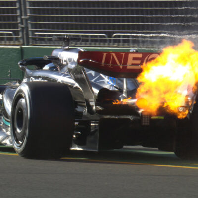 Formel 1 Russel Mercedes Motor Australien 2023 01