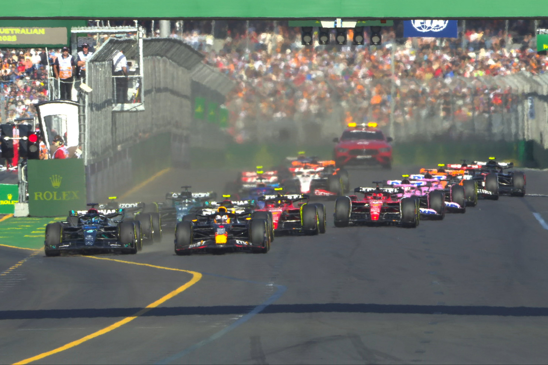 Formel 1 Australien Verstappen gewinnt Chaos-GP vor Hamilton