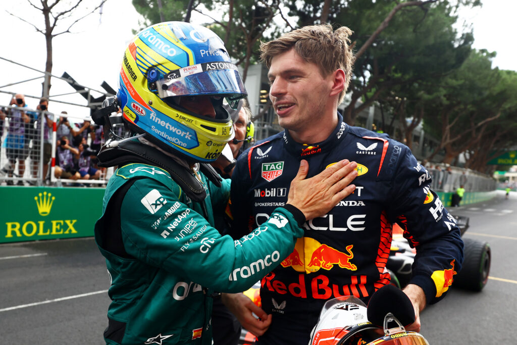 Formel 1 Fernando Alonso und Max Verstappen Aston Martin Red Bull Monaco 2023