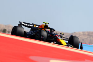 Formel 1 TV live Perez Red Bull Bahrain Test 2024
