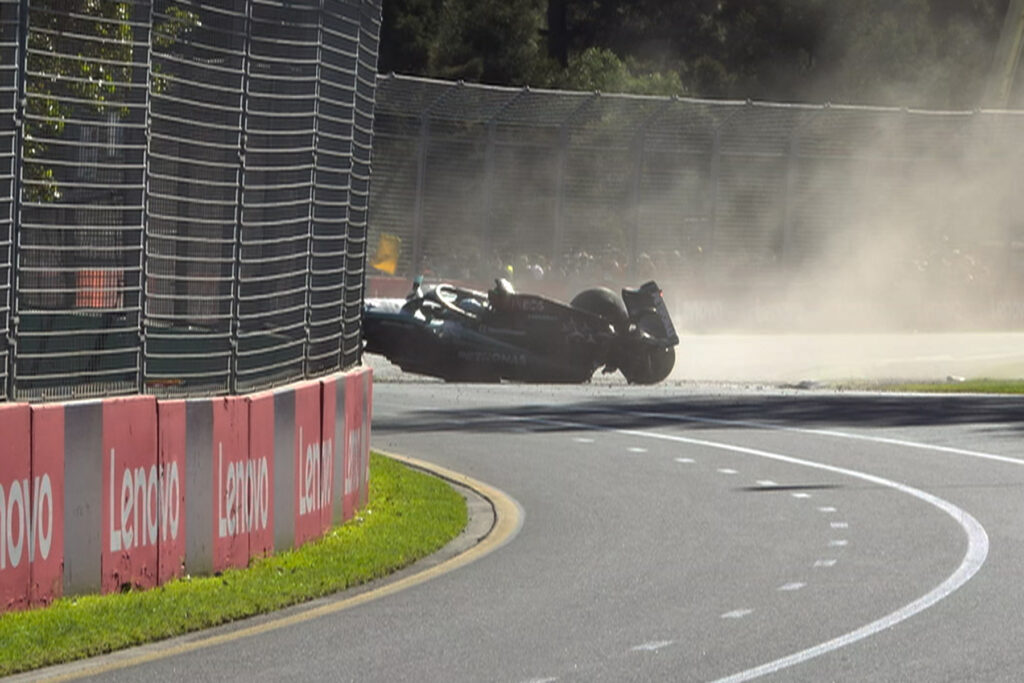 Formel 1 George Russell Mercedes Crash Australien 2024