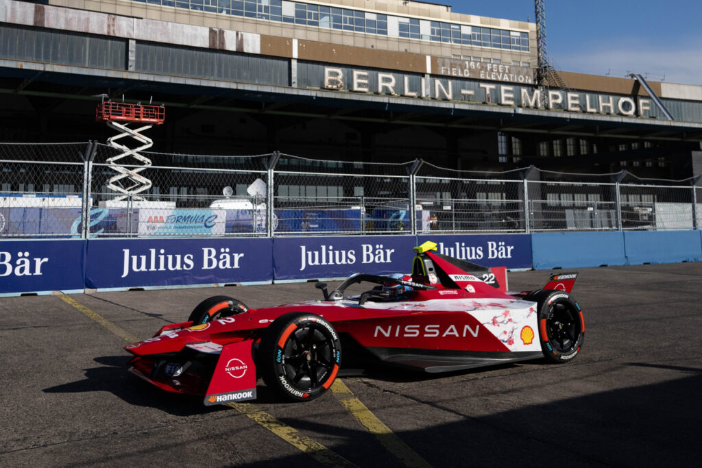 Formel E Berlin 2024 Oliver Rowland Nissan