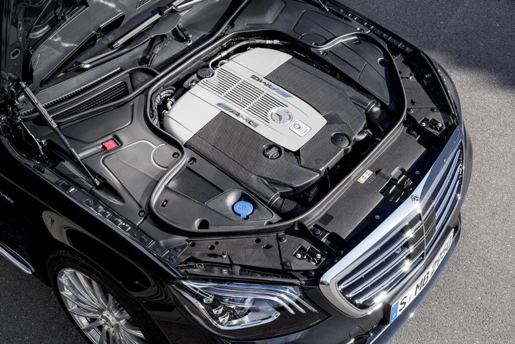 Mercedes AMG V12 Motor
