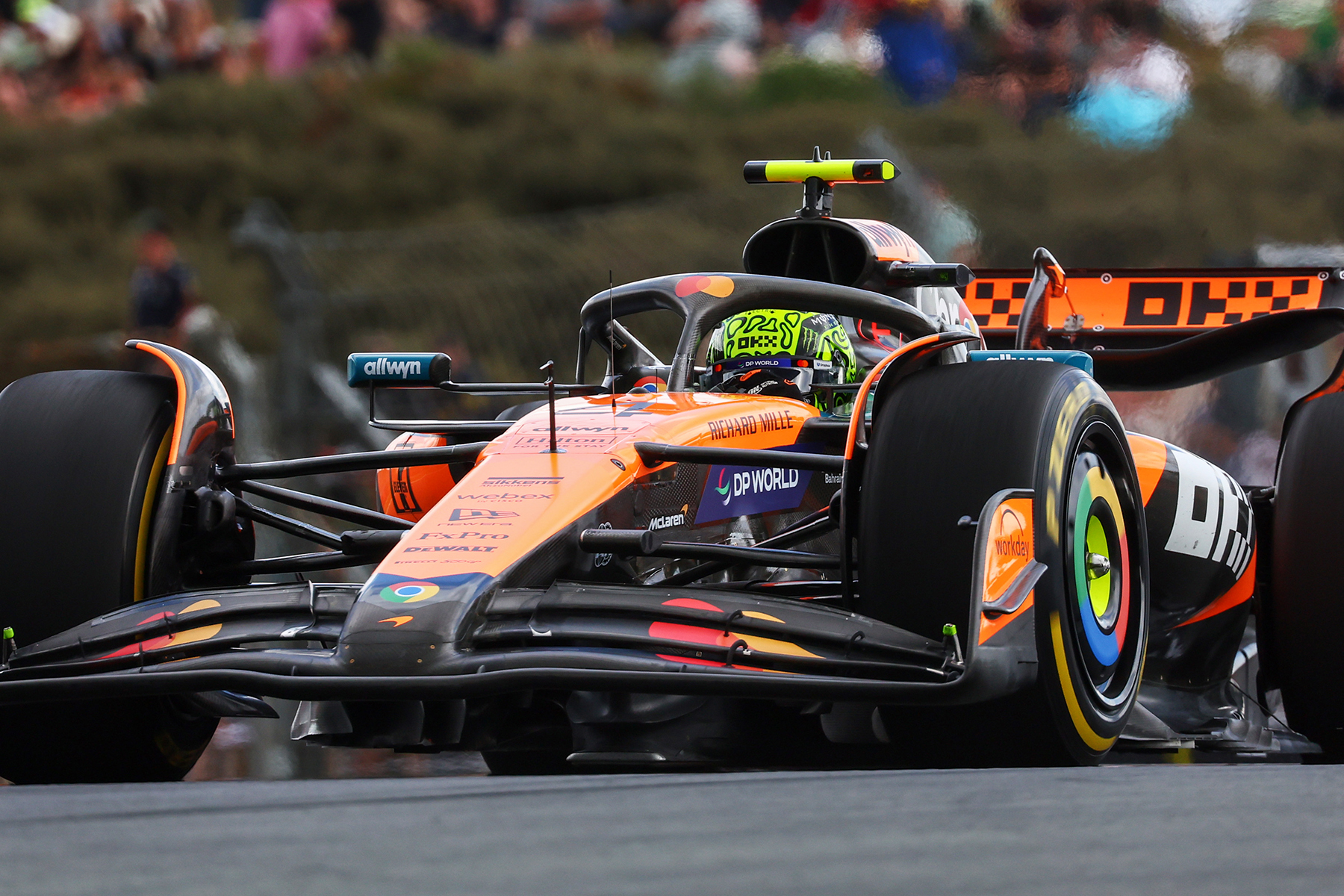 F1 잔트부르트 연습 주행: 페라리 샤를 르클레르의 절규, 맥라렌 압도적 선두