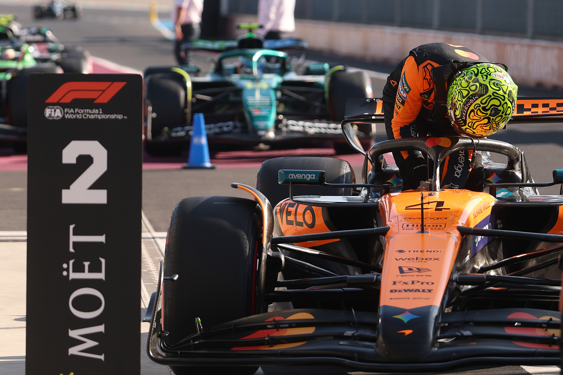 Norris frustrato dopo aver mancato la pole a Monza; Piastri resta composto