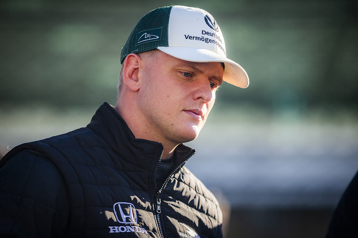 Mick Schumacher Mourns the Loss of Beloved Dog, Angie