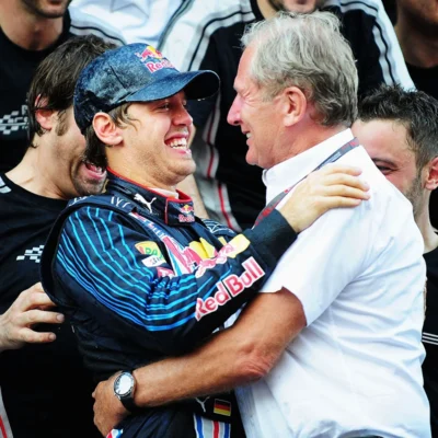 Sebastian Vettel und Helmut Marko, Red Bull, Credit: Red Bull Content Pool