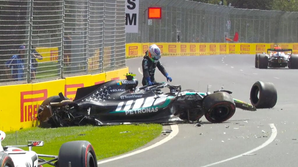 Formel 1 Antonelli Mercedes Australien 2026 Crash