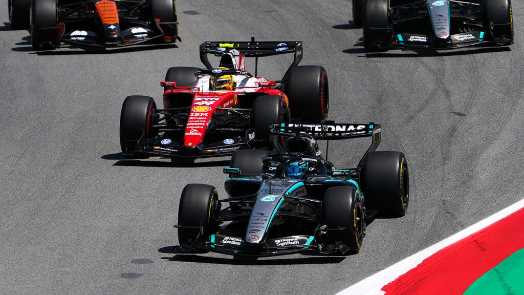 Formel 1 George Russell und Lewis Hamilton Mercedes und Ferrari Barcelona 2026