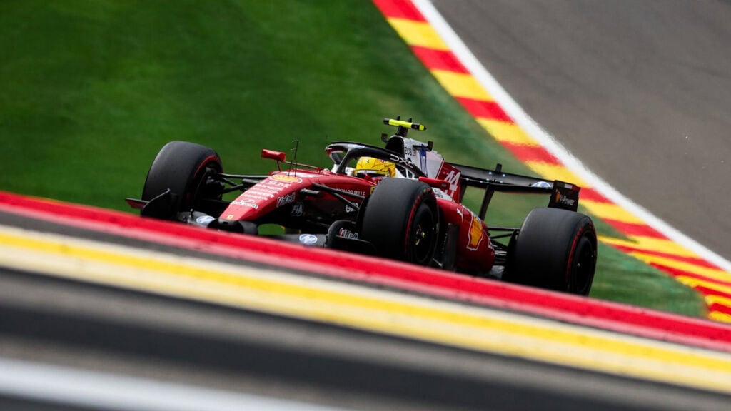 Formel 1 Lewis Hamilton Ferrari Spa 2026