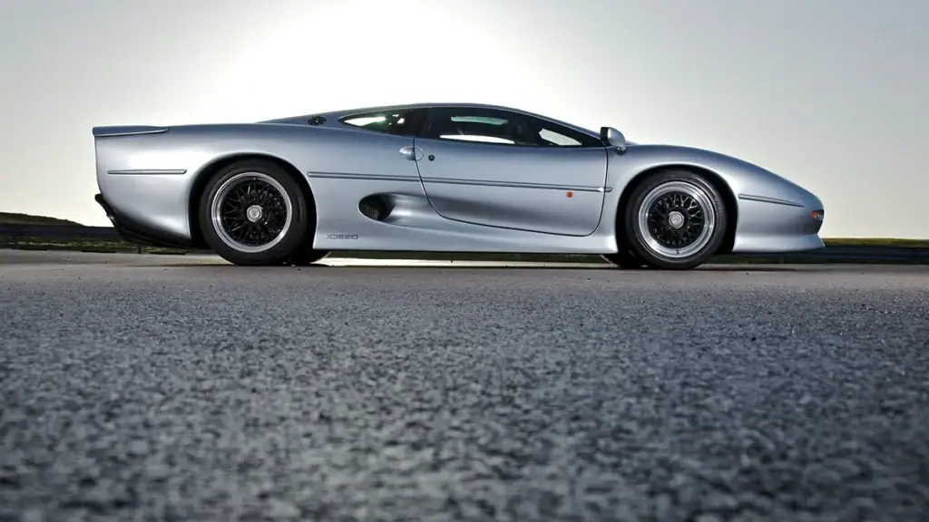Jaguar XJ220, Credit: Jaguar